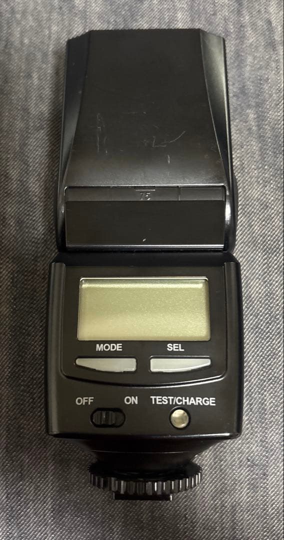 オリンパスOM-D E-M10 Mark II 望遠レンズ75-300mmセット