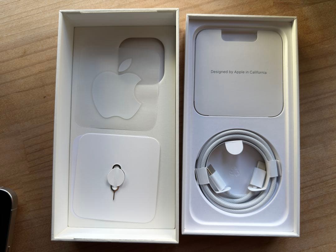 iphone15 Pro Max 512GB ホワイトチタニウム色