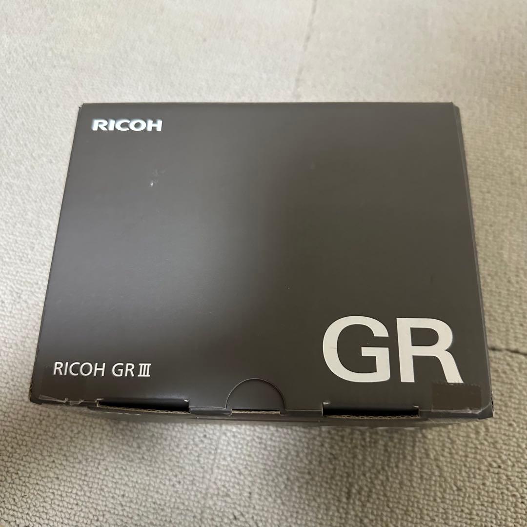 RICOH GR Ⅲ デジカメ ほぼ新品 4929