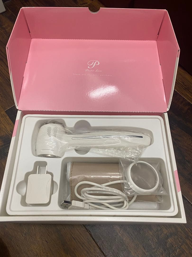 ParfaitLuxe 美顔器 EMS 冷温ケア クレンジング 多機能説明書なし