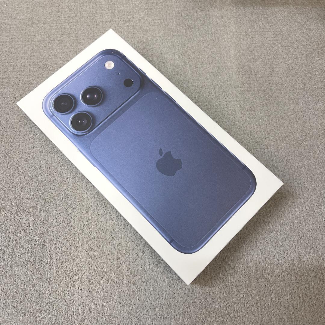 新品・未開封 iPhone 17 Pro 256GB ブルー 国内SIMフリー