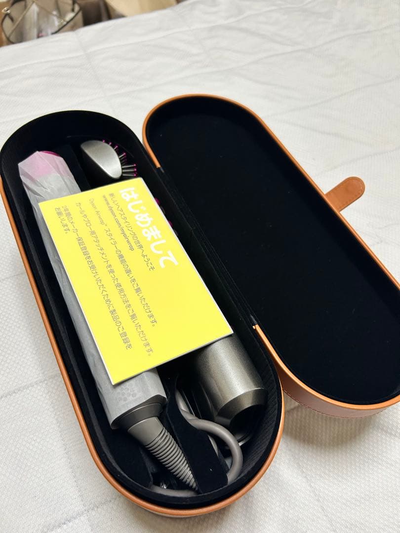 ダイソンDyson Airwrap　Volume + Shape ヘアドライヤー