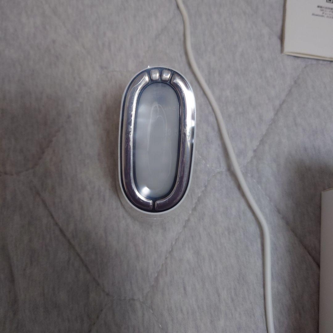 makeON SKIN LIGHT THERAPY III 美顔器