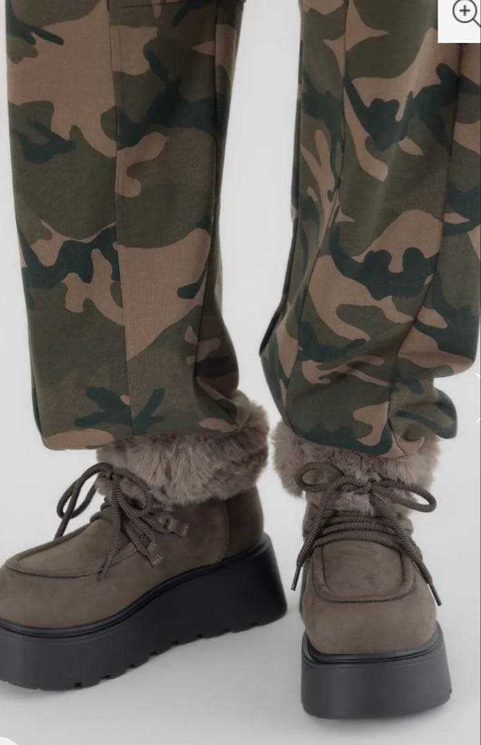 フェイクムートンショートブーツ