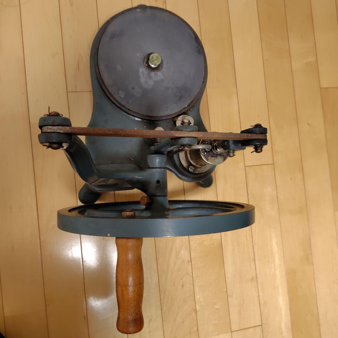 昭和レトロな謎の金属製の品物③