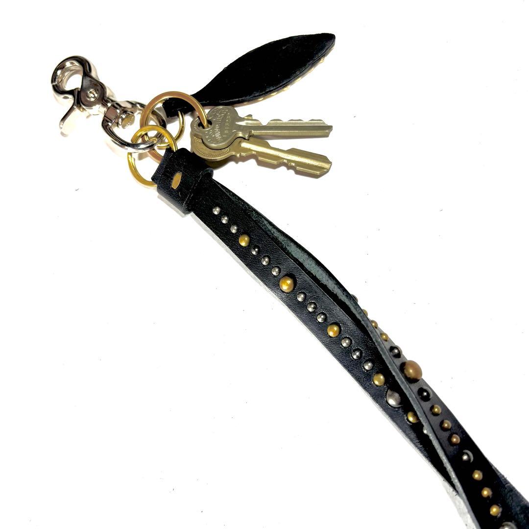 【フック変更】スタッズキーホルダー［sh300-1502］国産レザー