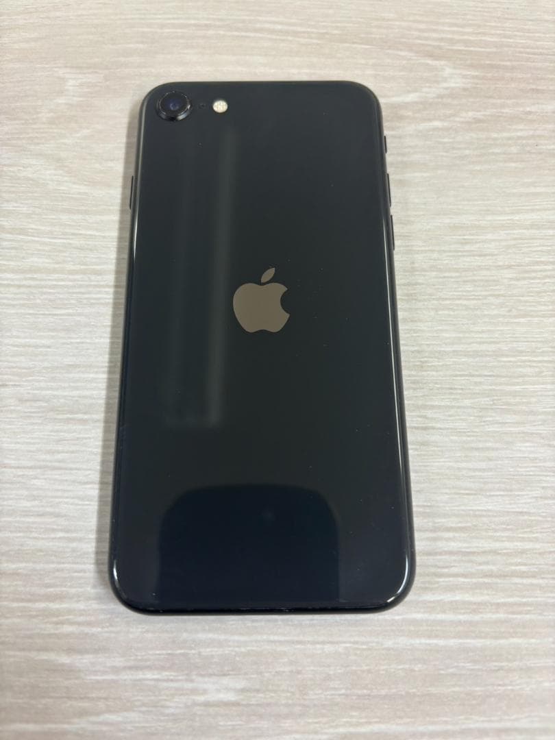 【美品】iPhone SE 第2世代 Black 128GB 【箱アリ】