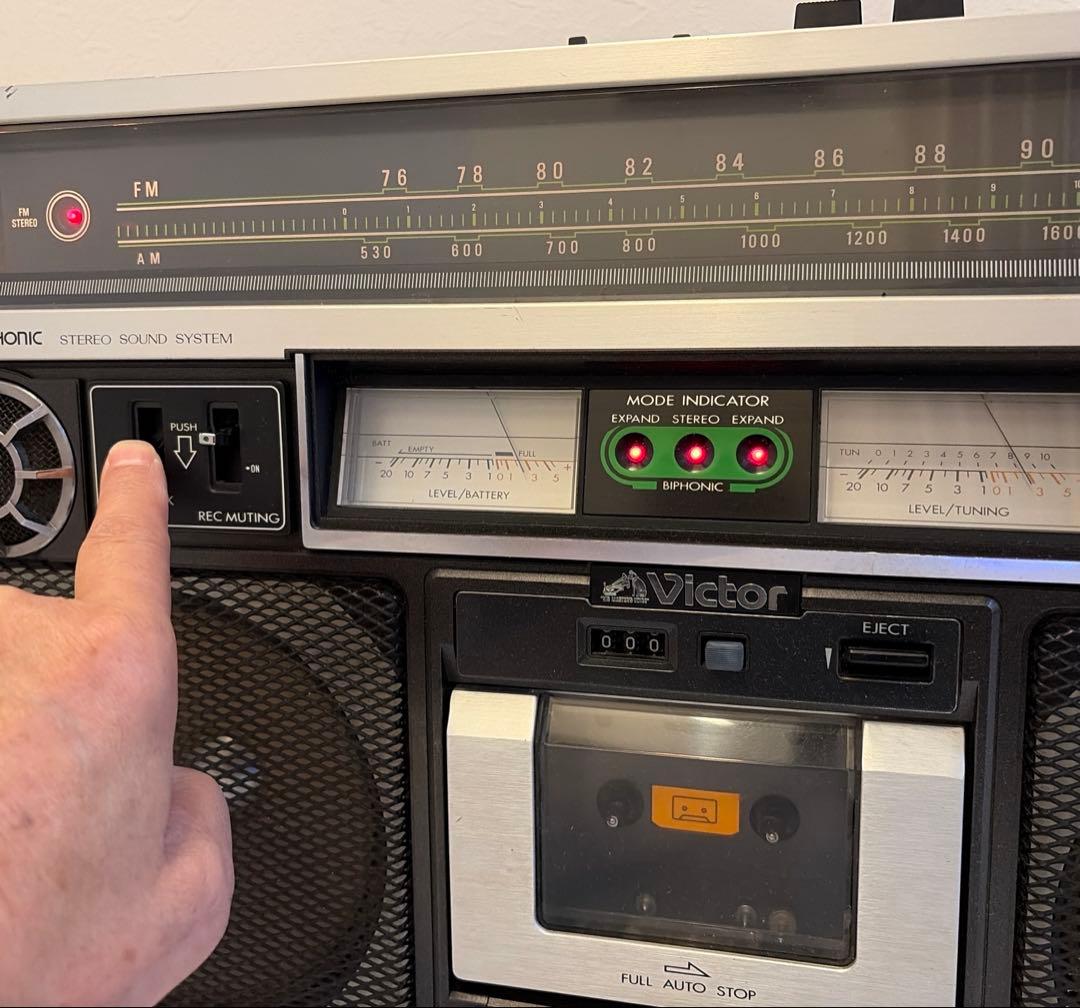 昭和レトロ　ビクターラジカセ（BIPHONICシステム）