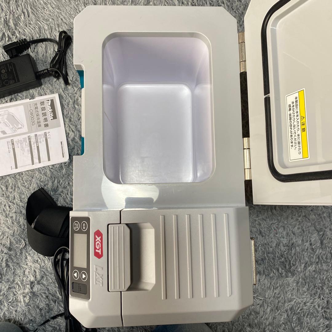 マキタ　充電式保冷温庫　CW003G