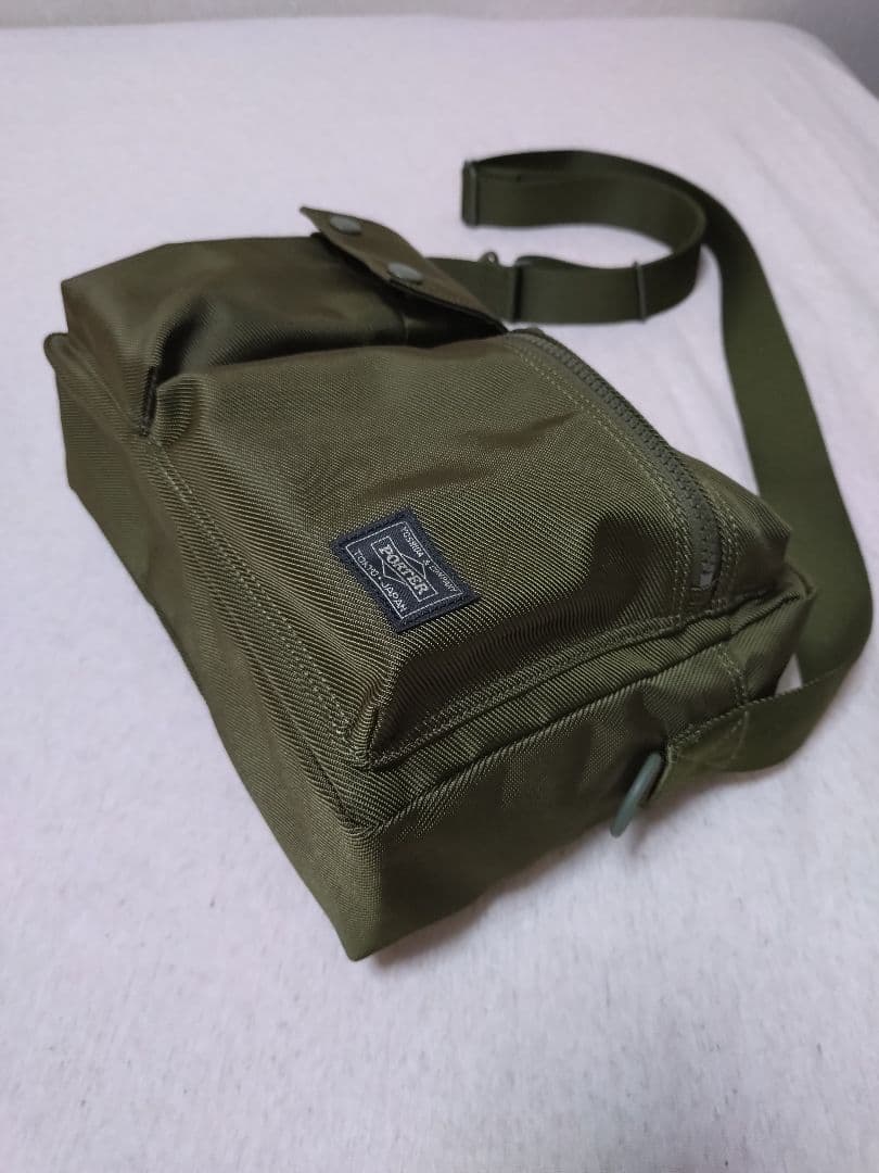 【極美品】ポーター　ユニット　ショルダーバッグ　グリーン　オリーブ　カーキ