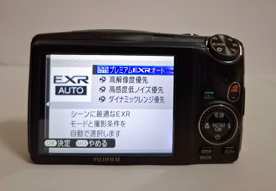 [準美品] スマホに転送可能ファインピックス FINEPIX F900EXR