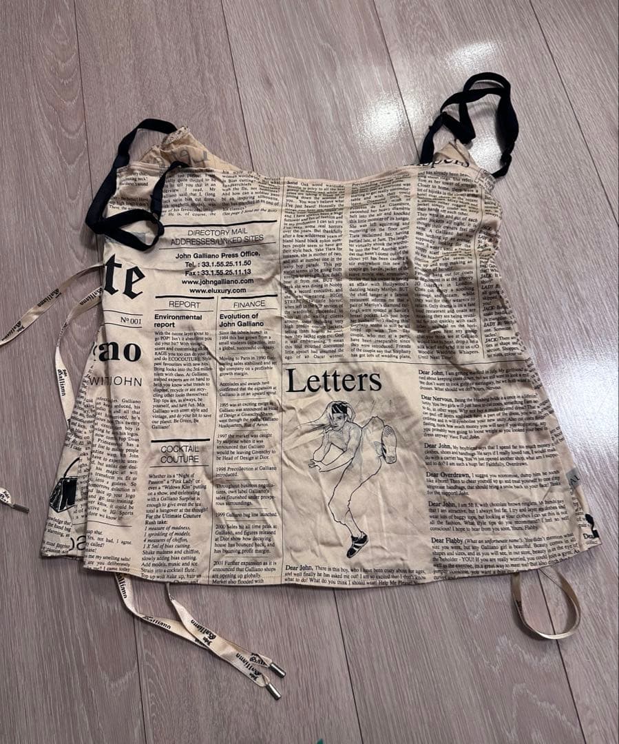 ジョンガリアーノ　ニュースペーパーキャミソール