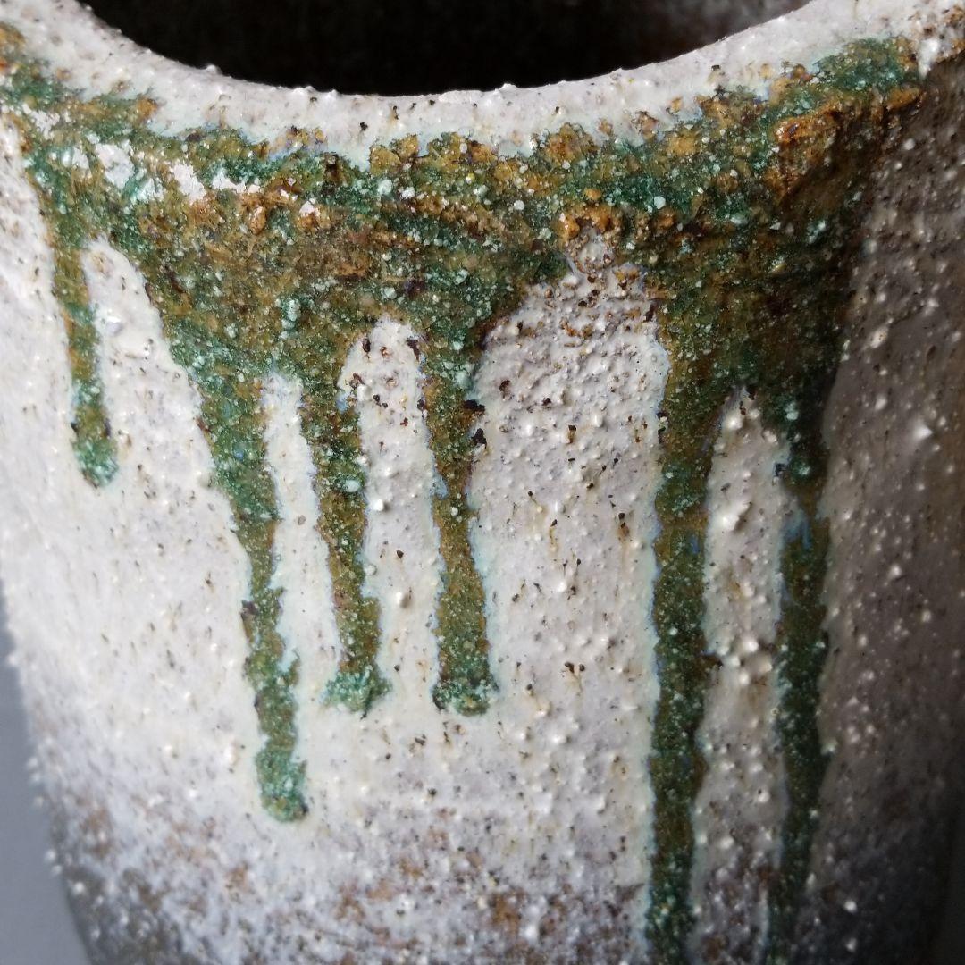 信楽焼 傘立て 白砂緑釉流し手桶 高さ４３cm