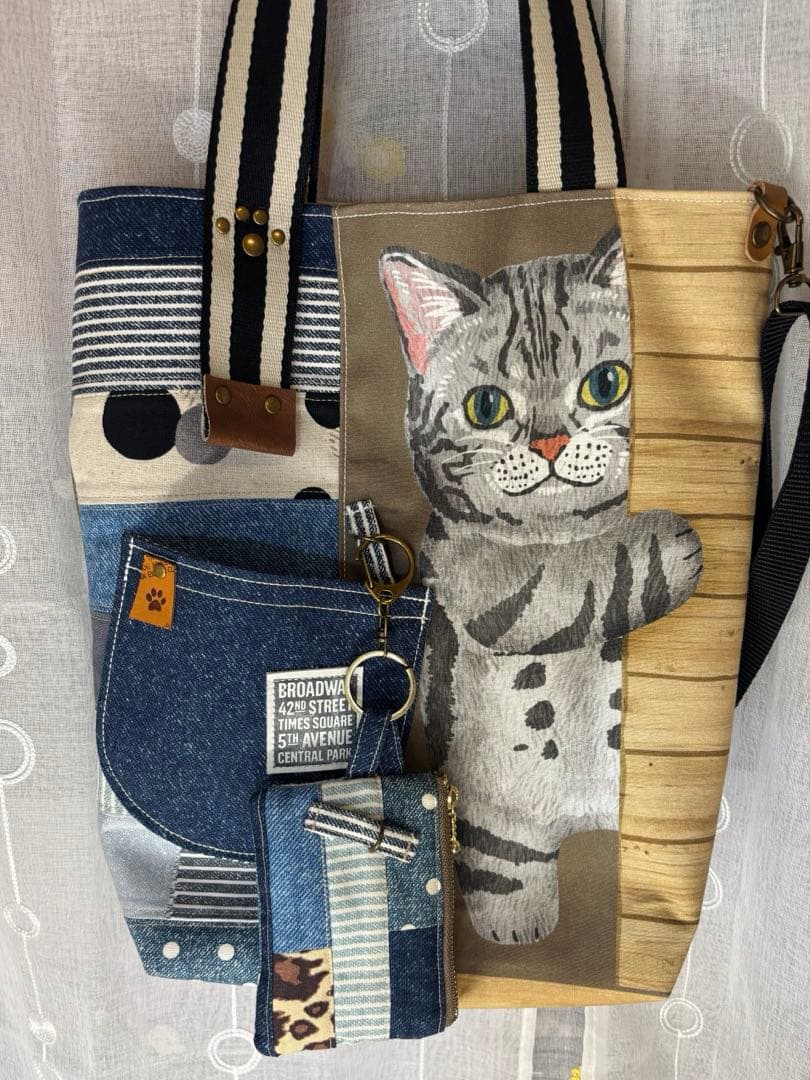 I*様 ひょっこり猫ちゃんのデニム風パッチワーク★トートバッグ＆キーケース　サコ