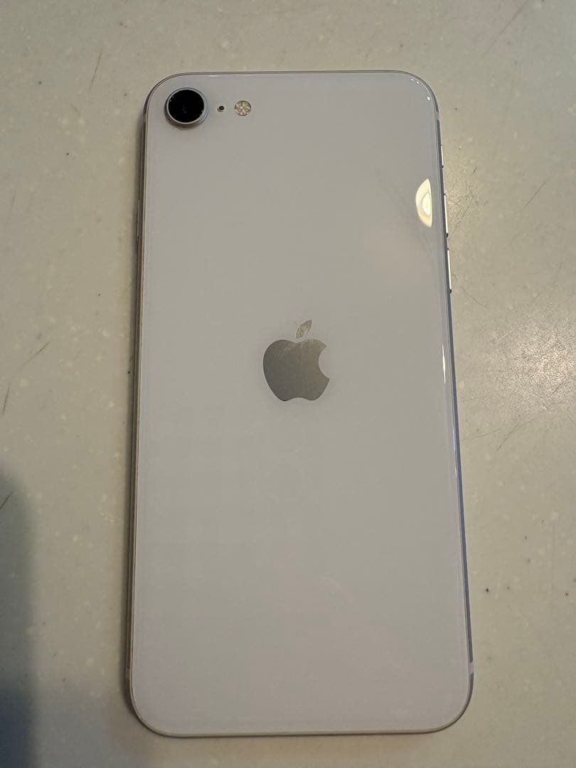 iPhoneSE 第三世代　64GB ホワイト