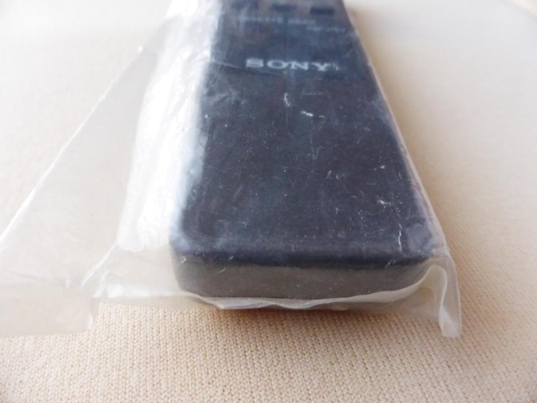 ＜リモコン＞ＳＯＮＹ　リモコン　CASSETTE　DECK　RM-J703