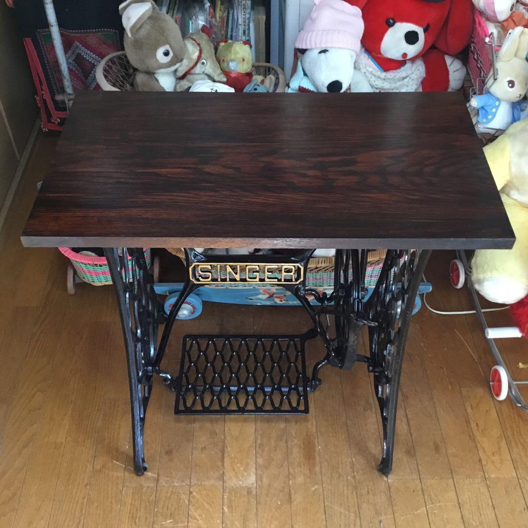 ※アンティーク※ SINGERシンガー足踏みミシン脚のテーブル　アイアン