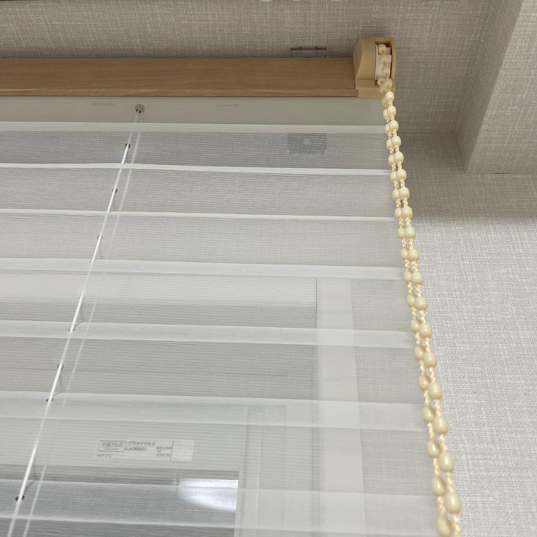 有名メーカー製プリーツスクリーン　サンゲツ