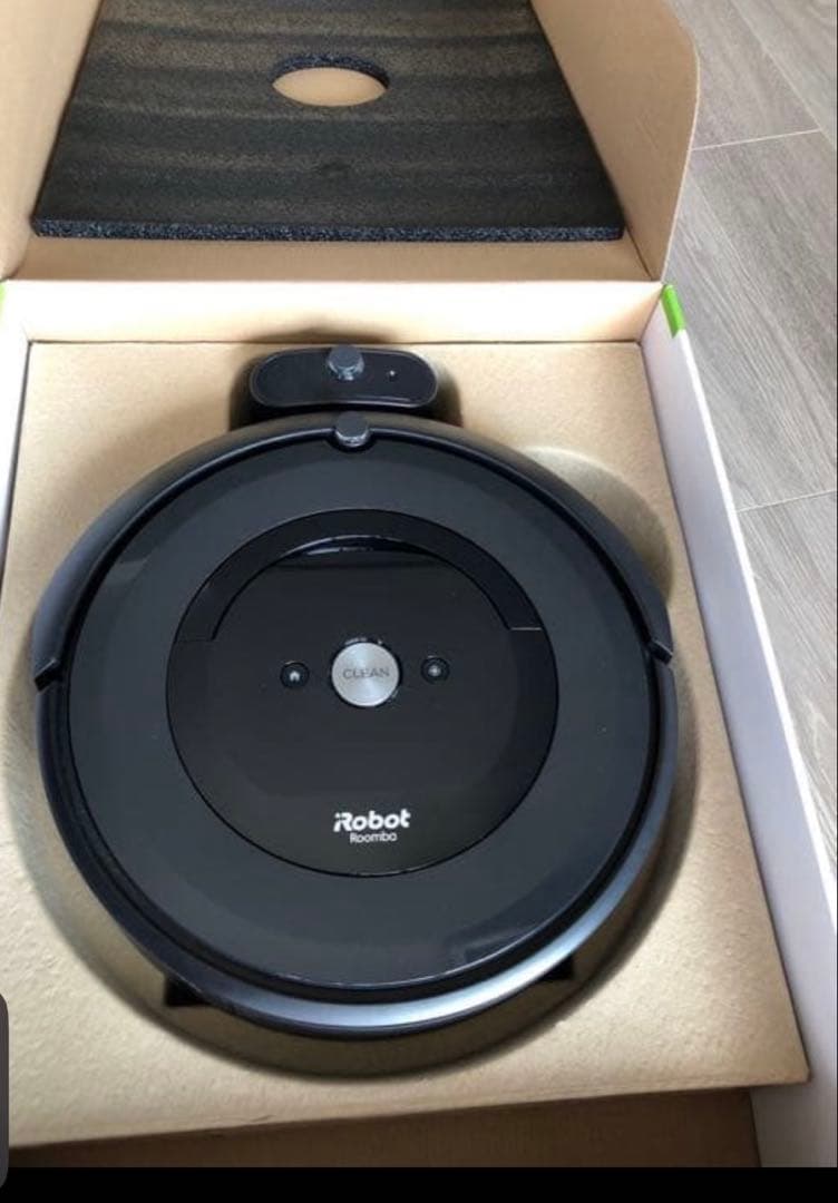 ✨週末SALE✨iRobot Roomba e5 黒色 本体 充電ドック付き