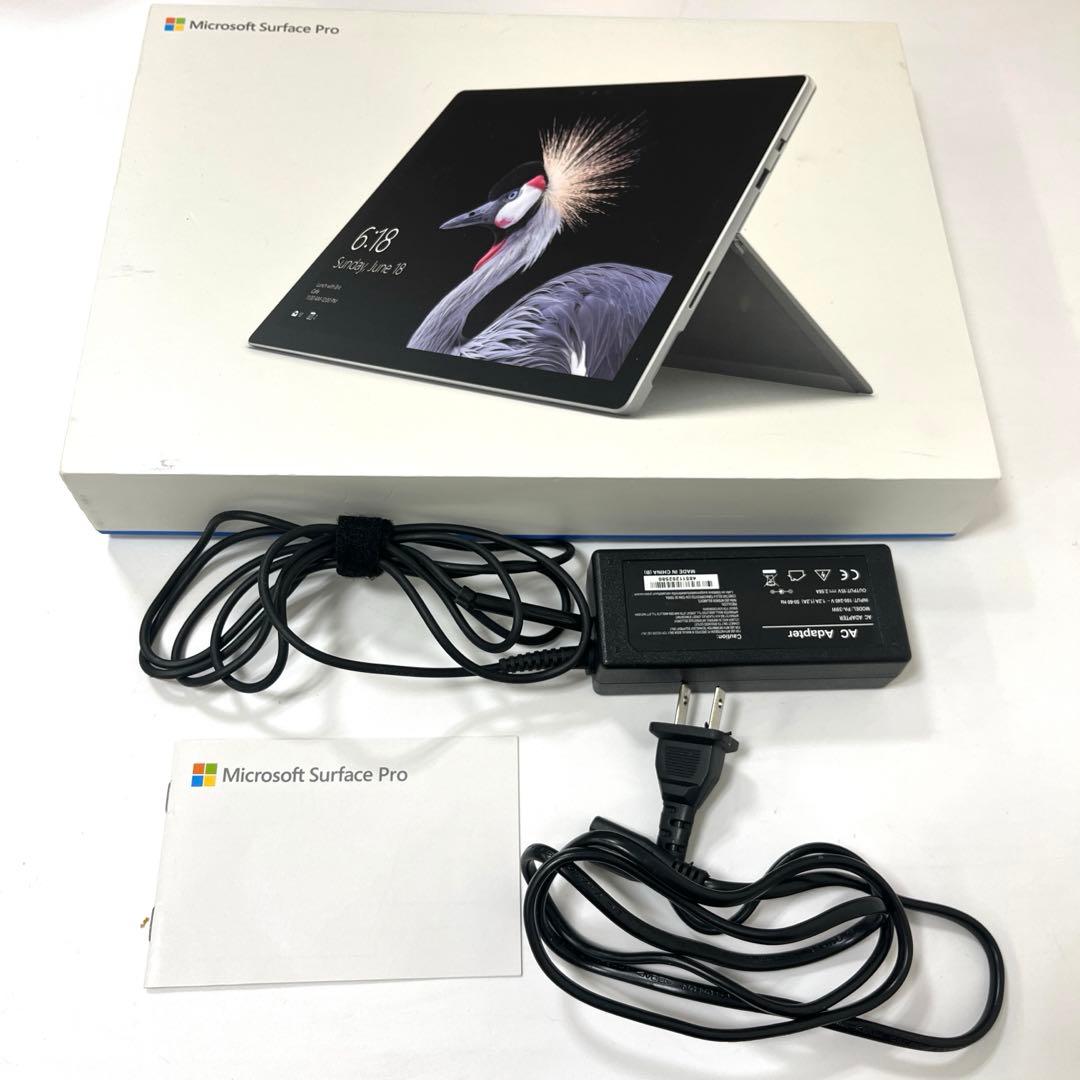 Microsoft Surface Pro Model 1796 第五世代 PC