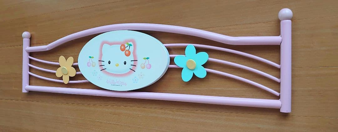 Sanrio　ハローキティ　さくらんぼ　衣装ラック　ピンク　平成レトロ　サンリオ
