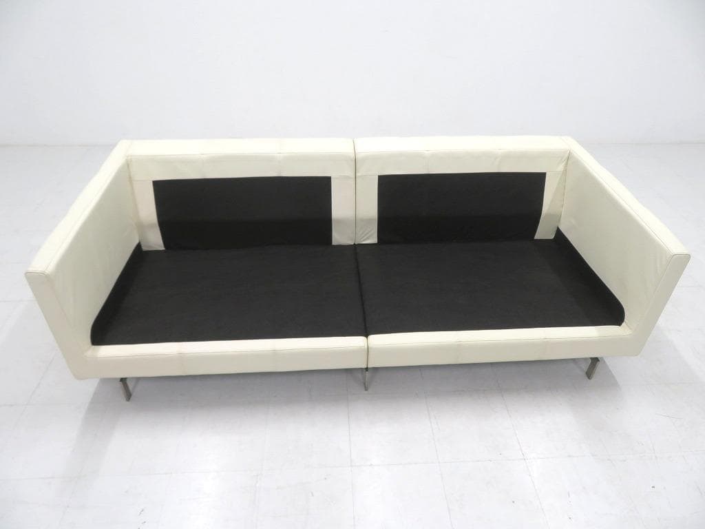 展示品　ボーコンセプト　総本革　レザー　3人掛けソファ　トリプルソファ