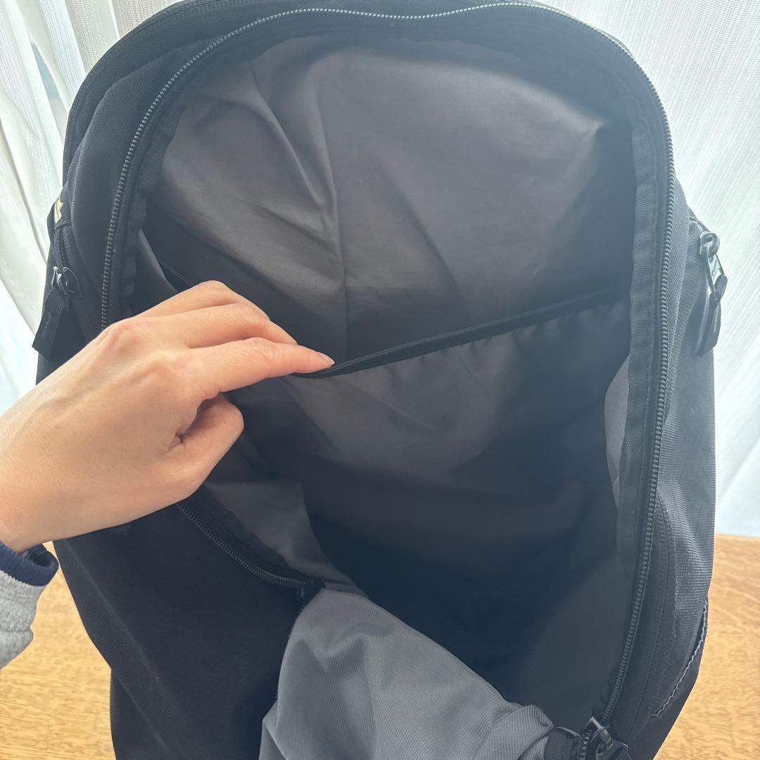 ナイキバスケリュックと2022NBA JAPAN GAMESのクッキー缶セット