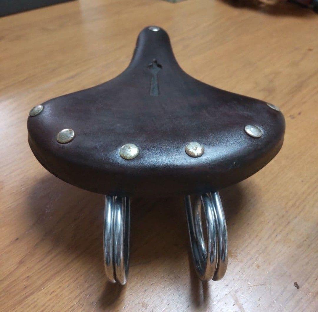 ♪新品未使用・PALACE★ビンテージ レザーサドル★昭和自転車