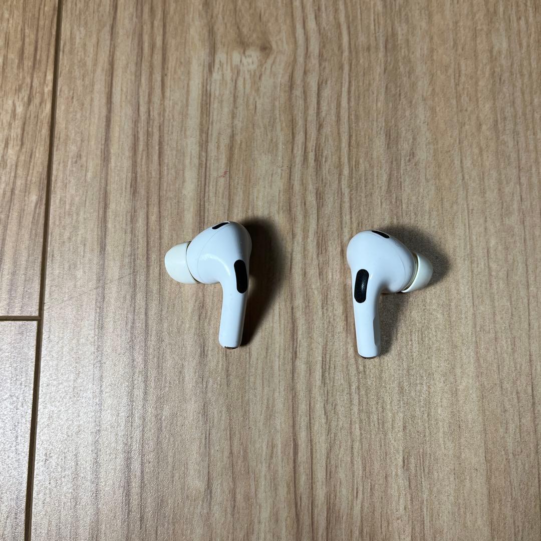 AirPods Pro 2本体 充電ケース付き