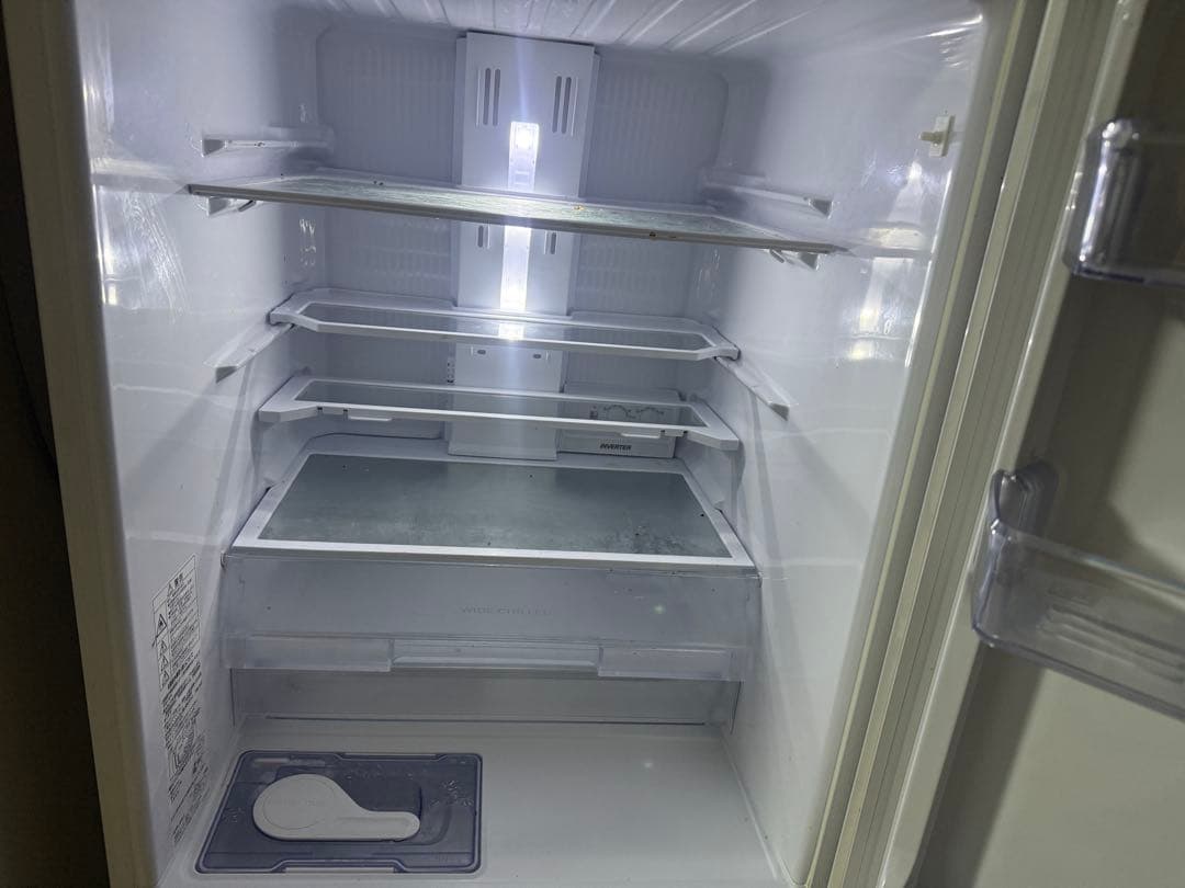 MR-C33G-W 3ドア冷蔵庫 Cシリーズ (330L・右開き)