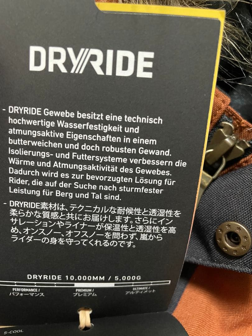 新品　BURTONバートン スノーボードウェア　Sサイズ