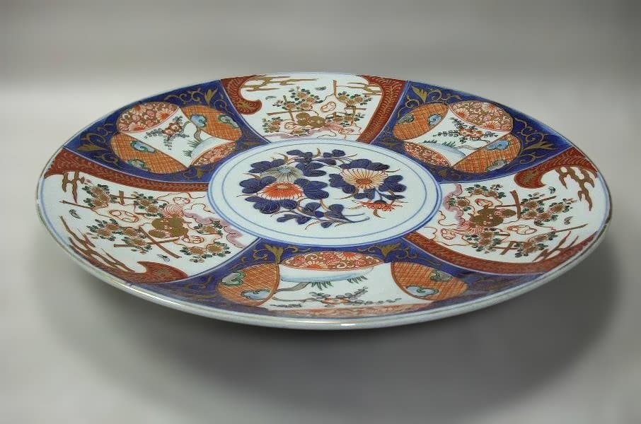 伊万里 染付 色絵 窓絵 盛り上 花づくし (明治期) 大皿 37cm 骨董