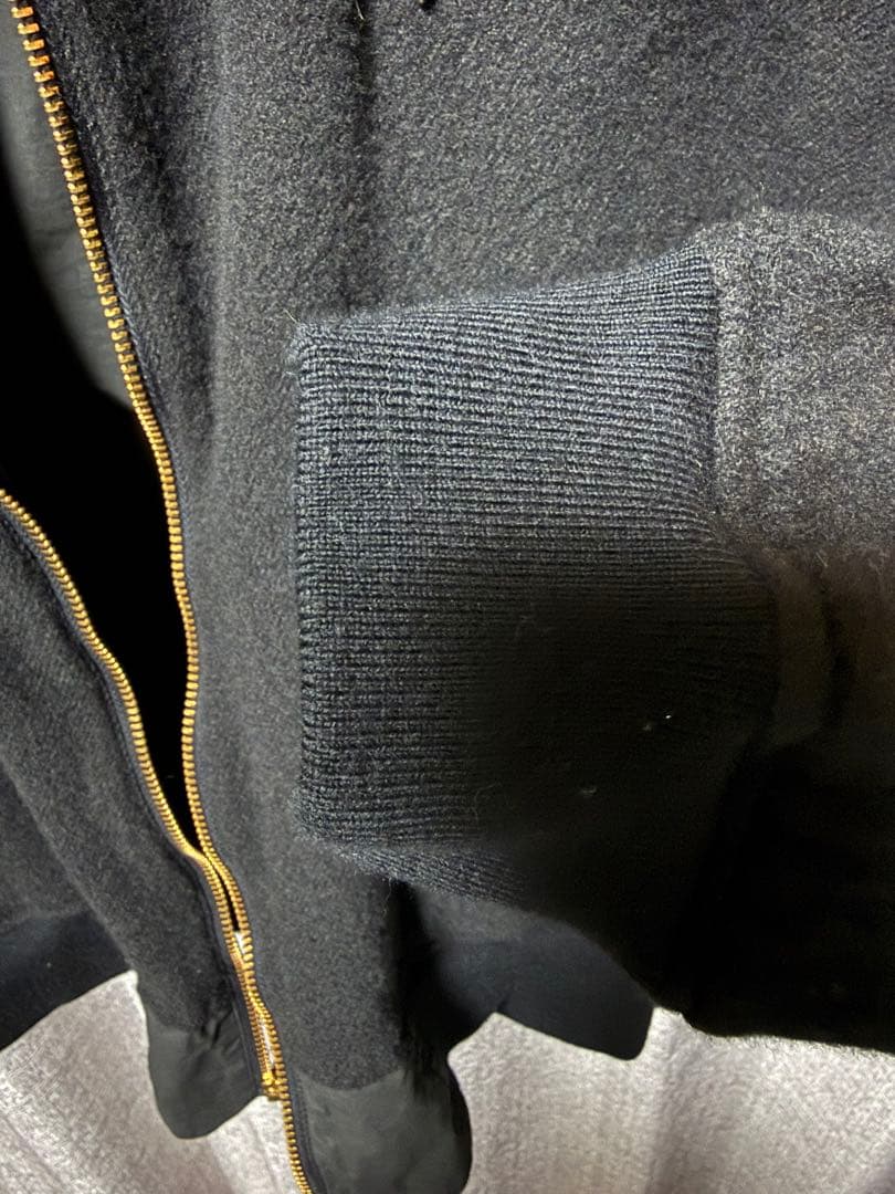 白*子様 25aw comoli コットンナイロン ジップパーカ