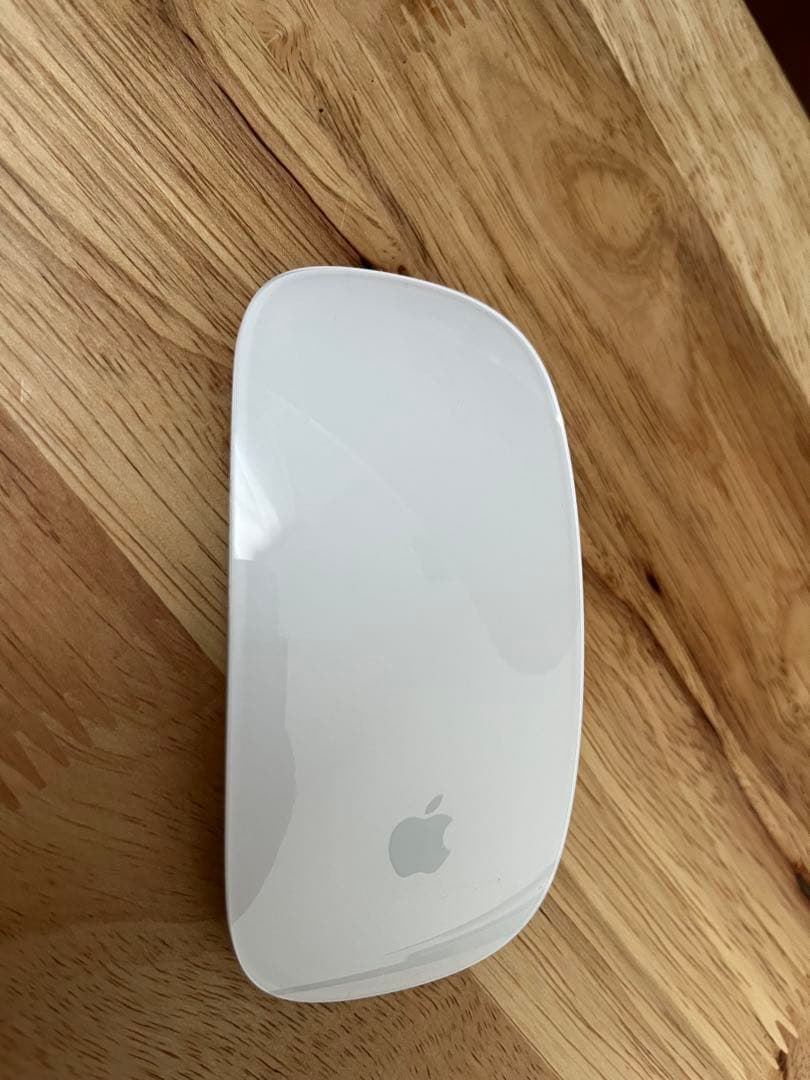 iMac 21.5インチ シルバー 本体 + キーボード + マウス