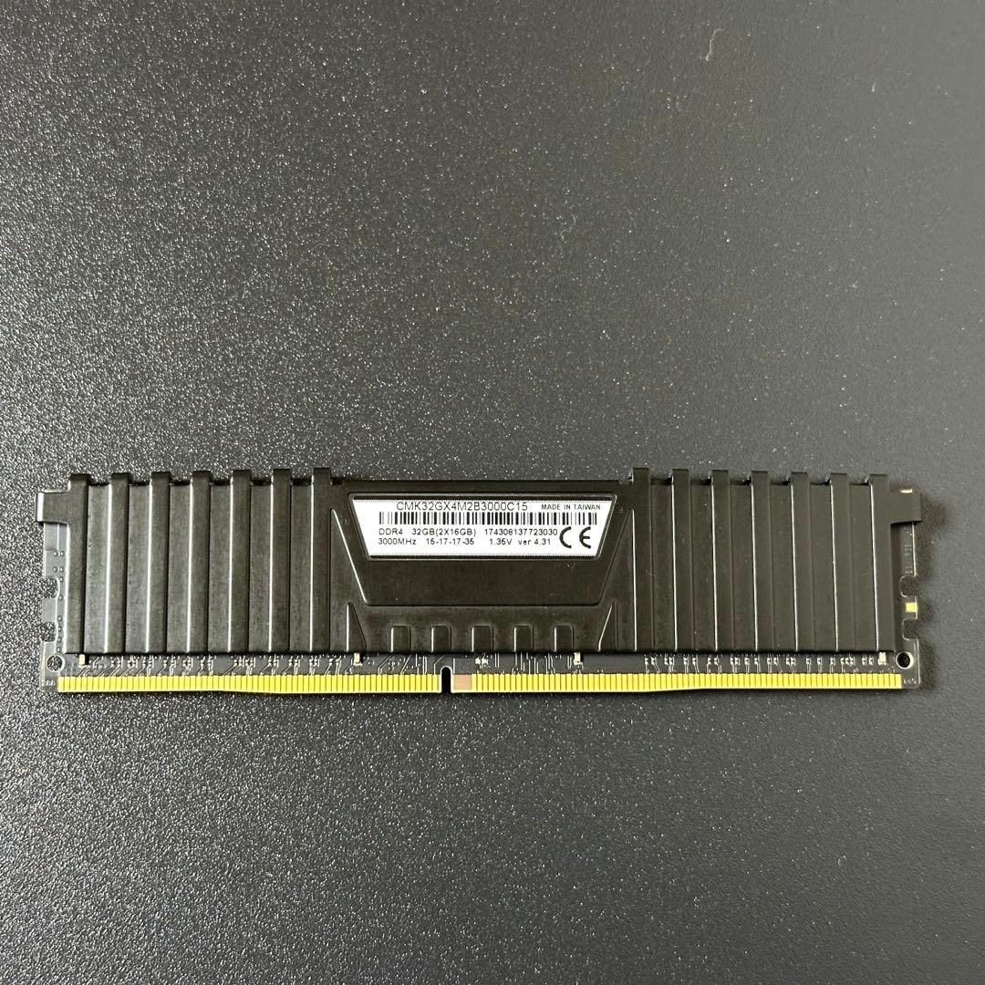 【動作保証】DDR4-3000 16GB(16GB×1)Corsair p151