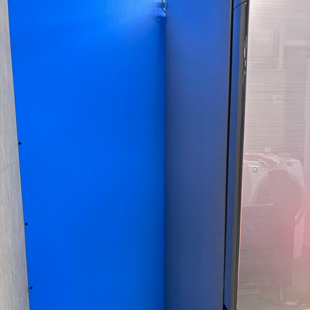 671 鏡面デザイン　大型冷蔵庫　500L強　右開き　自動製氷機　極美品　大人気