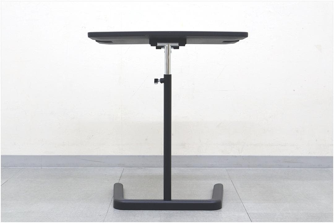 ヴィトラ NesTable ネステーブル サイドテーブル 高さ角度調節可 机