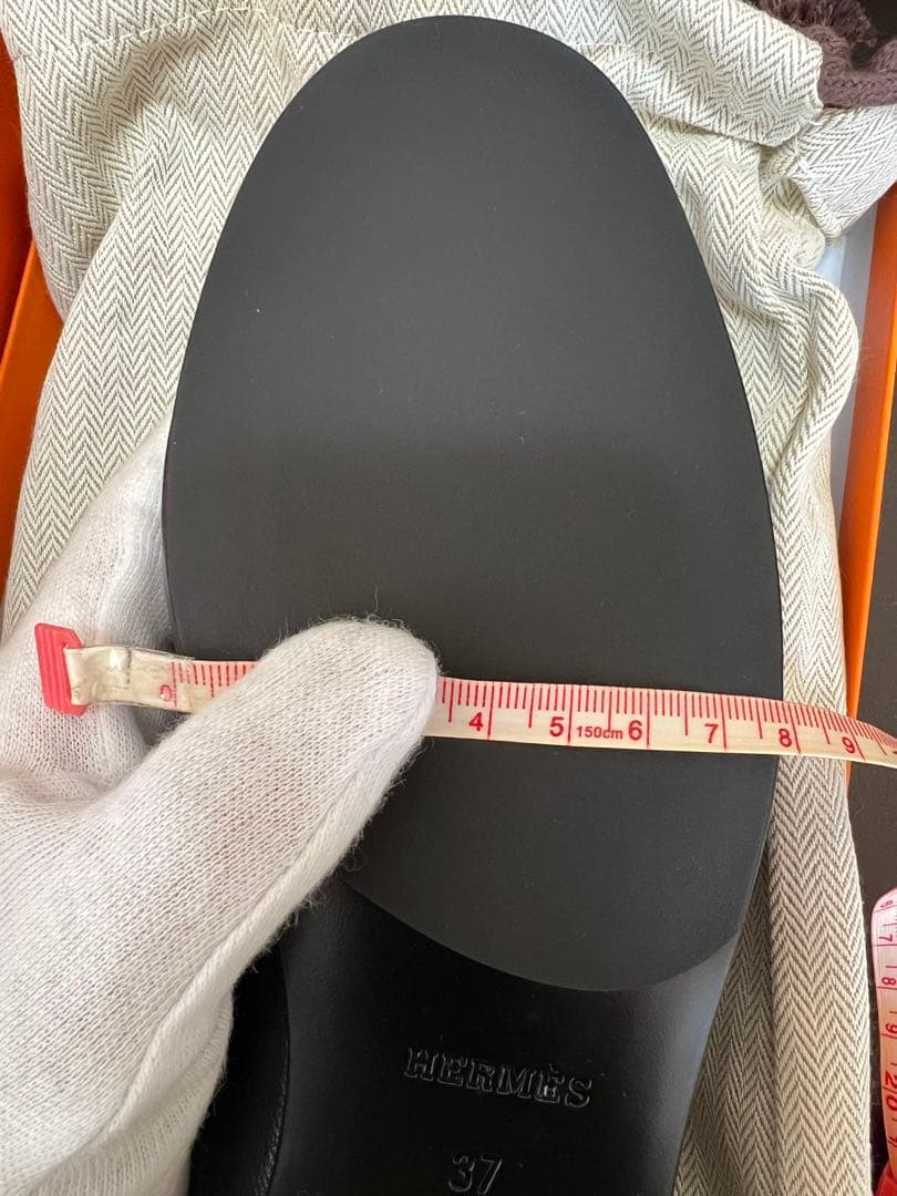 HERMES モカシン 《ジュリア》 《流行に左右されないデザイン》　サイズ37