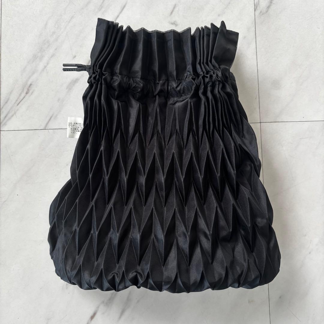 ＊タグ付き新品＊ ISSEY MIYAKE / イッセイミヤケ プリーツ 巾着