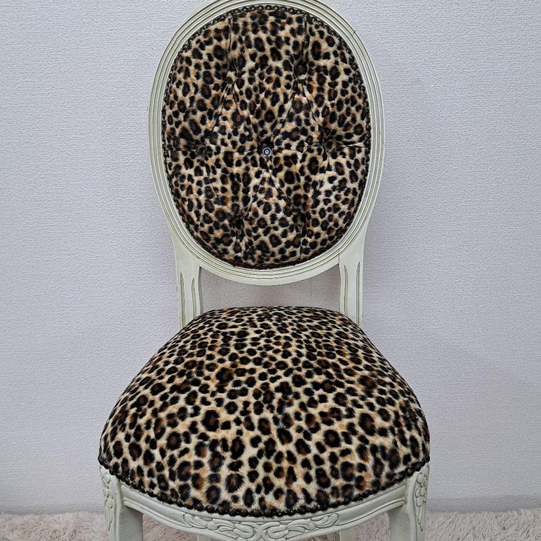 ♡アンティーク　ヒョウ柄 猫脚ダイニングチェア ♡