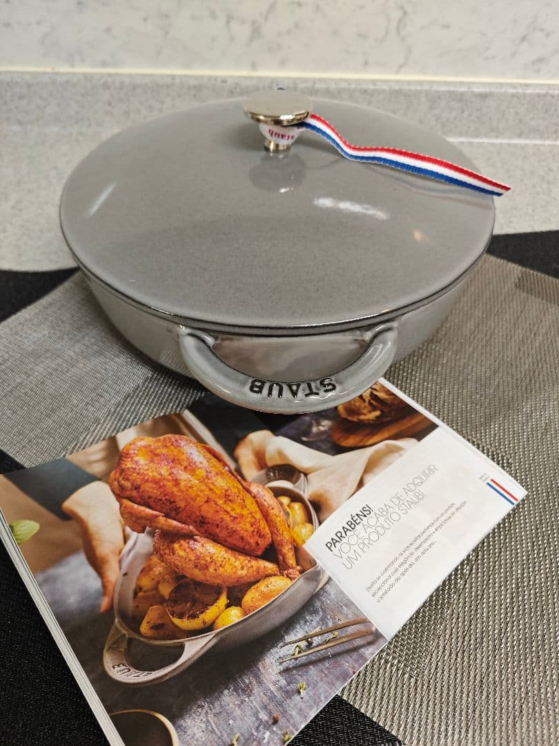 美品ストウブ ニダベイユ ソテーパン 24cm グレー