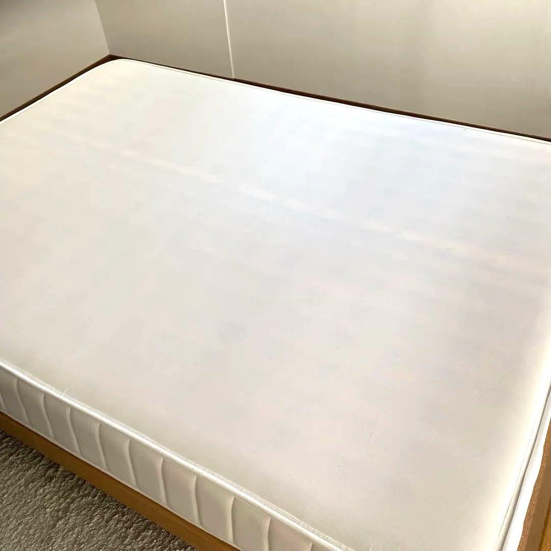 東京都渋谷区引取　無印良品　タモ材　木製ダブルベッドフレーム、マットレス