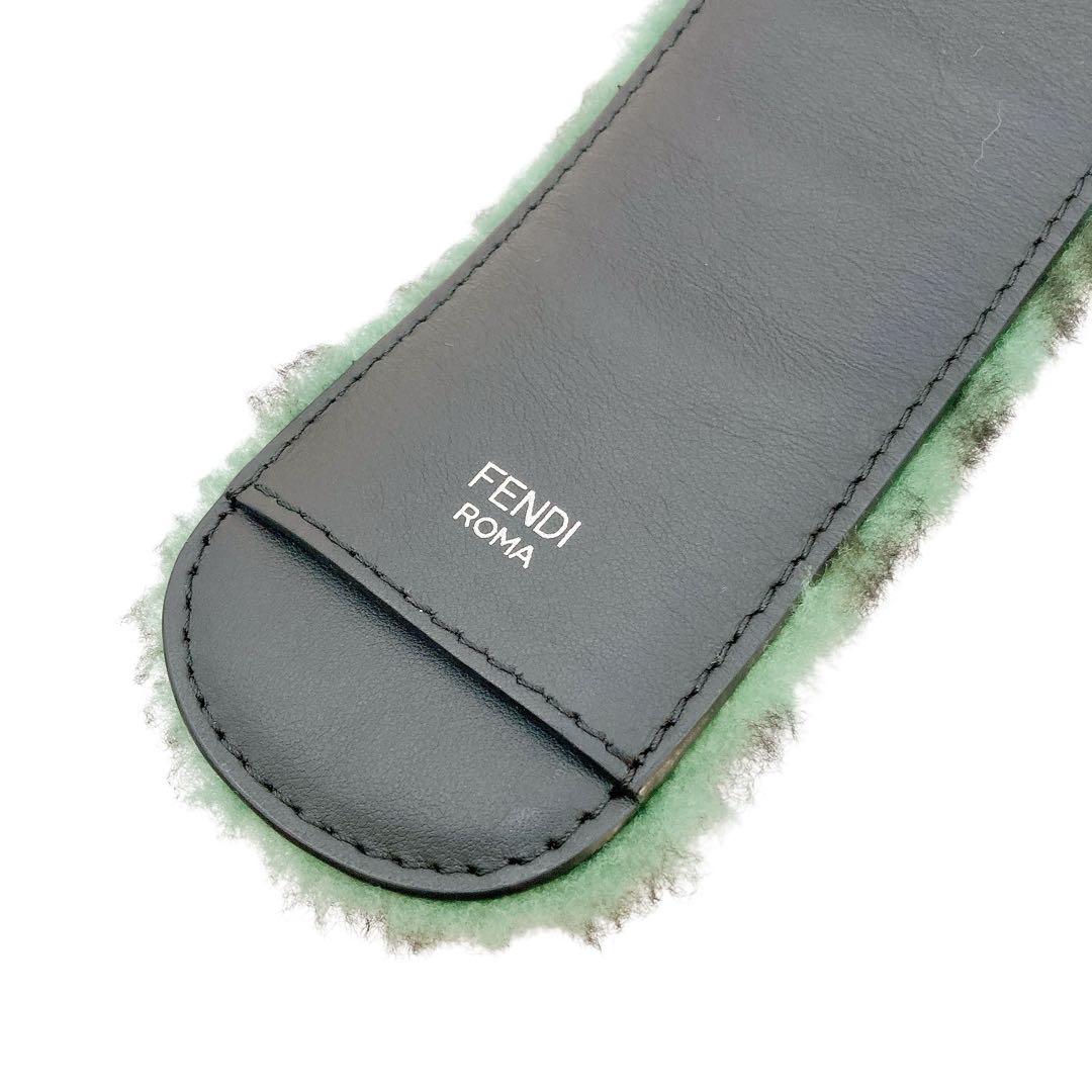 美品✨FENDI フェンディ　ショルダーストラップカバー　ズッカ　ウールボア