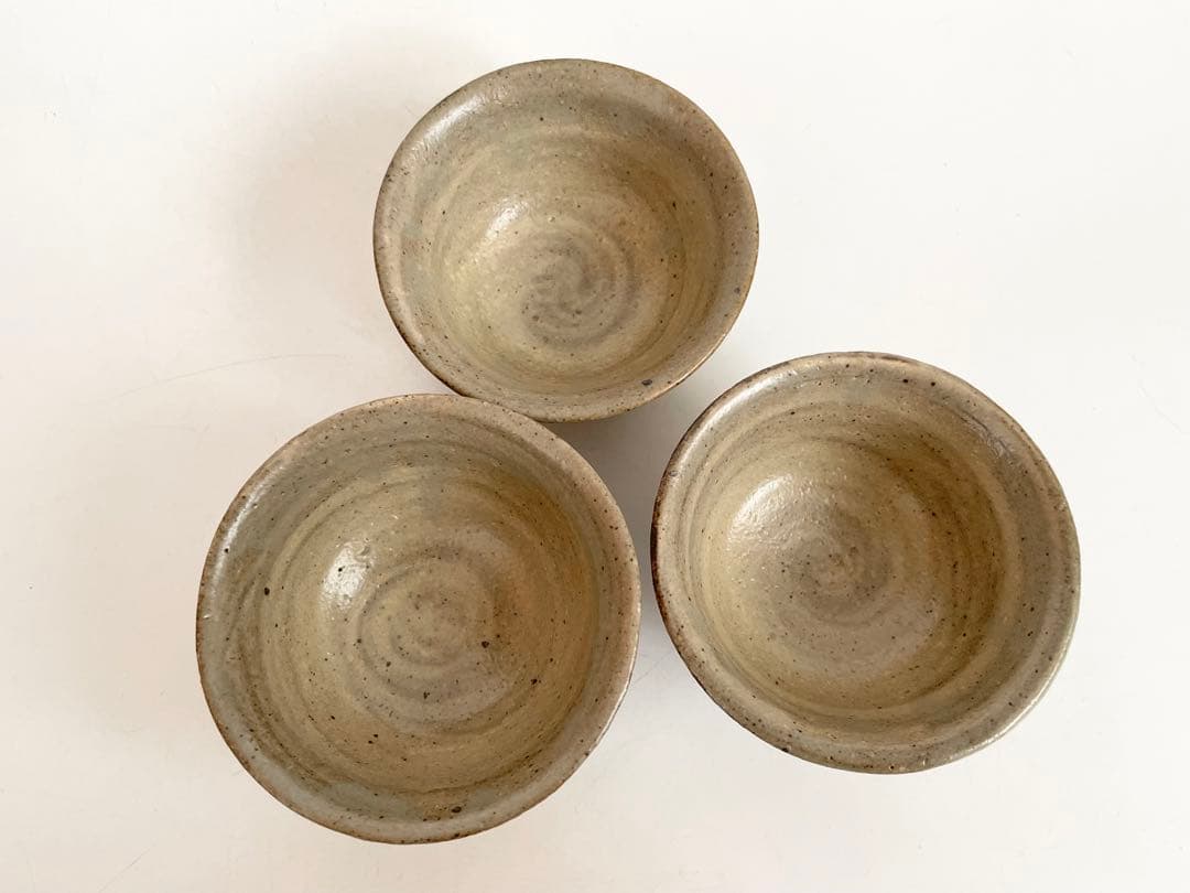 陶芸家　人間国宝　島岡達三　刷毛目　鉄絵　笹文　番茶器　器　小碗　湯呑