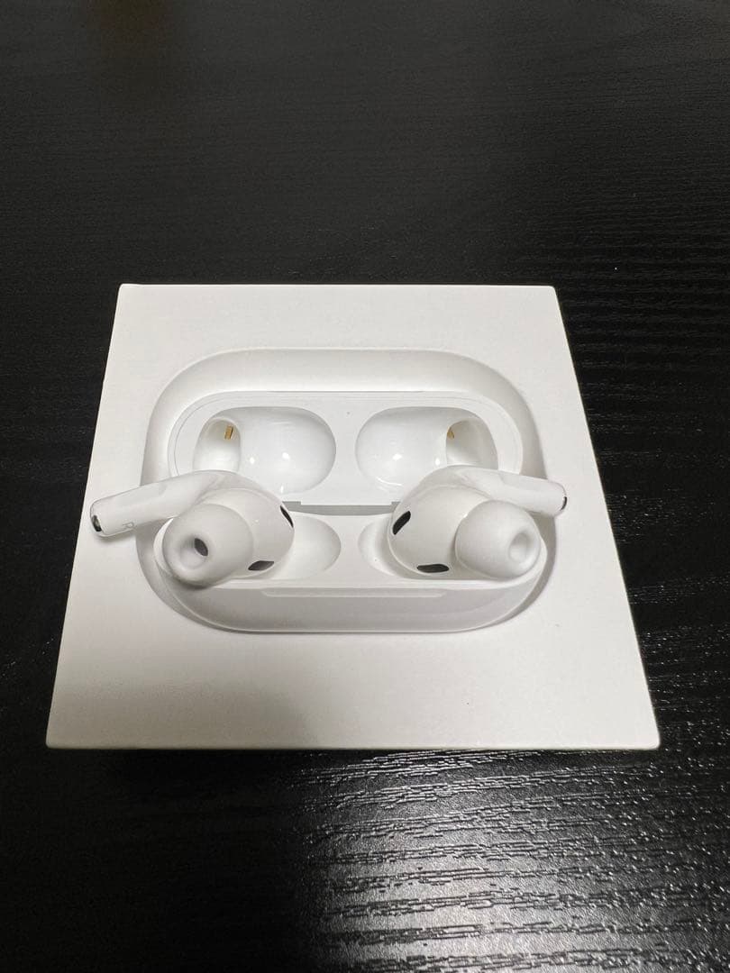 AirPods Pro 第2世代 本体【正規品、限定保証付き】