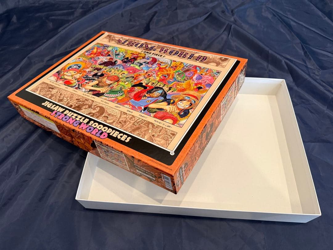 廃盤パズル 2000ピース ONE PIECE ワンピース ストロングワールド