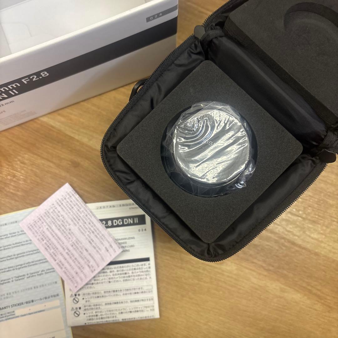 SIGMA 24-70mm F2.8 DG DN II レンズ