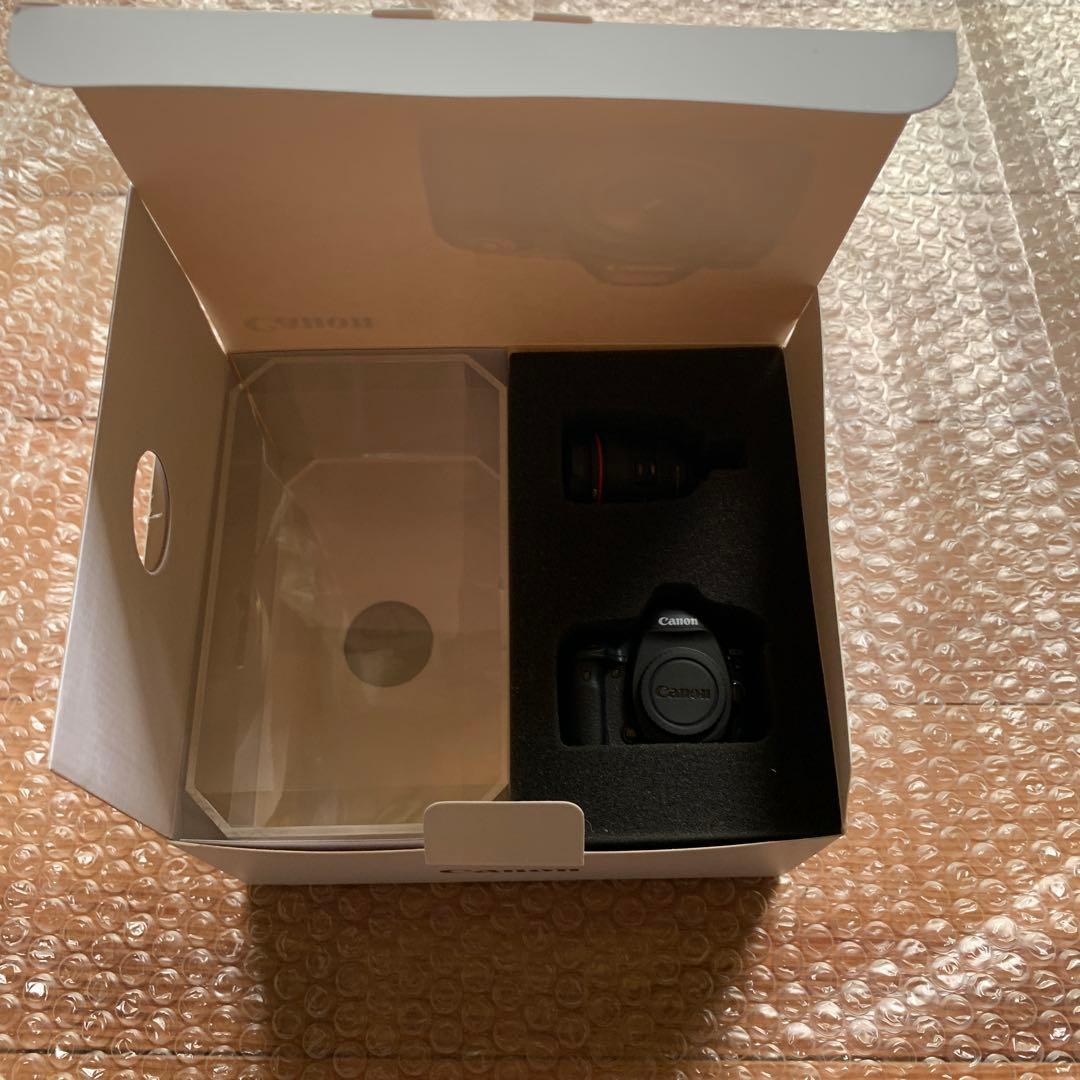 Y*a様 キヤノン5dmarkⅣミニチュア　USBフラッシュドライブ32GB