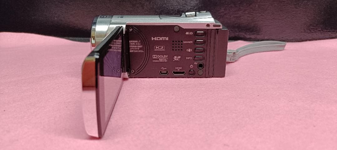 Y【中古品】JVCケンウッド　ビデオカメラ　Everio GZ-E780 銀色