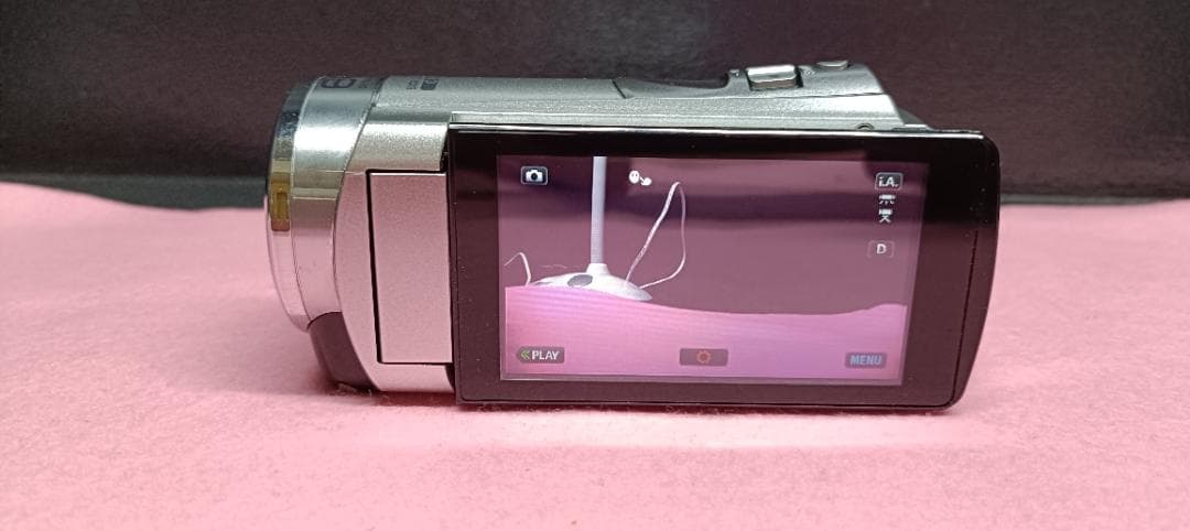 Y【中古品】JVCケンウッド　ビデオカメラ　Everio GZ-E780 銀色